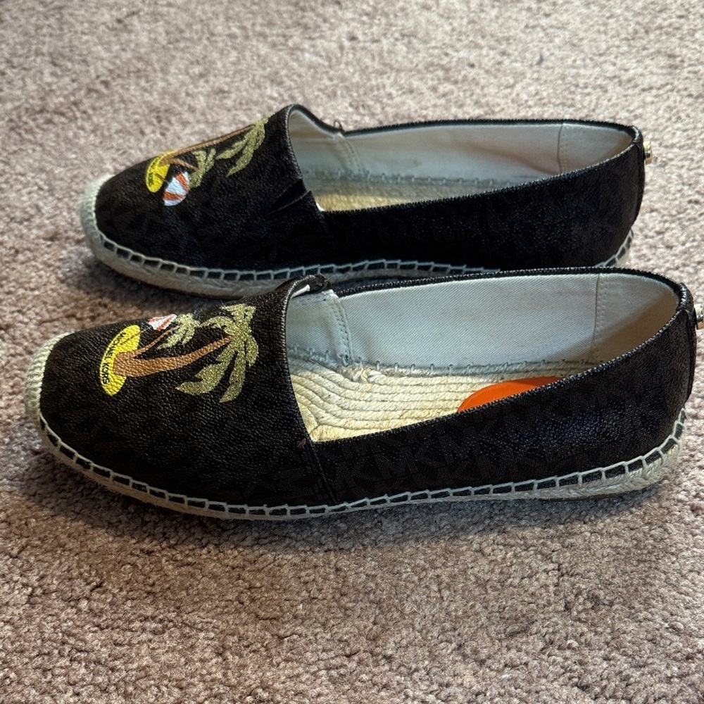 NWOT Michael Kors Brown and Tan Logo Espadrilles w/Palm Design Perfect Condition - Picture 7 of 10